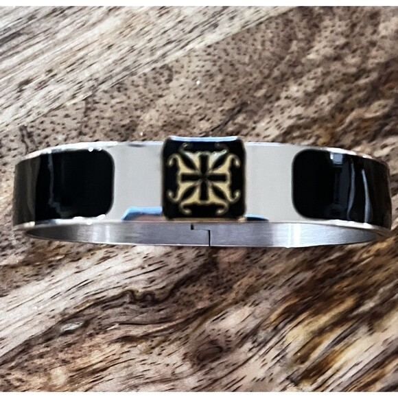 Rustic Cuff Black Silver Enamel Magnetic Hinged Bracelet Small/Medium - Picture 2 of 5